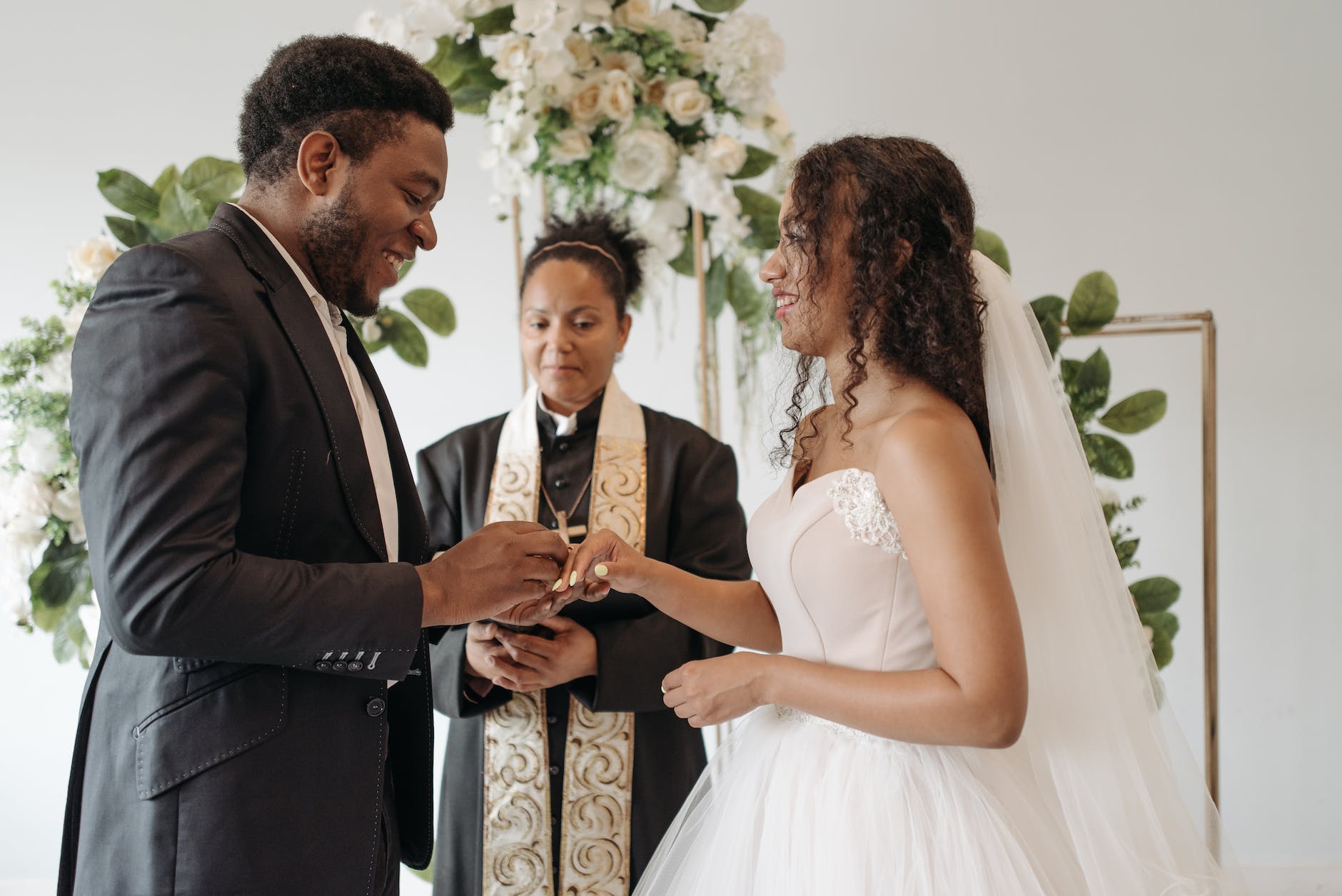 Tips on Choosing Your Wedding Theme and Style