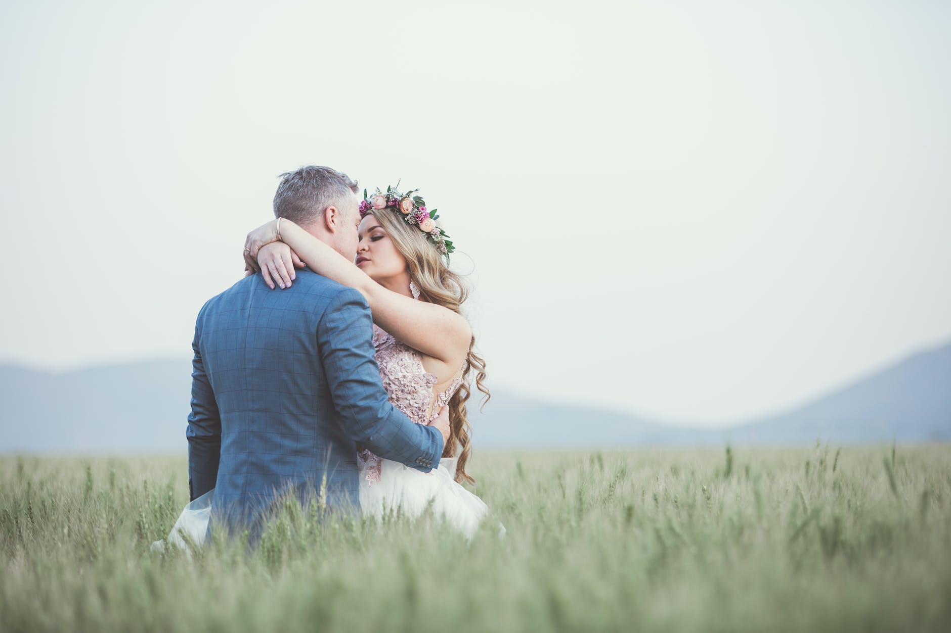 Wedding Dress Ideas for Spring